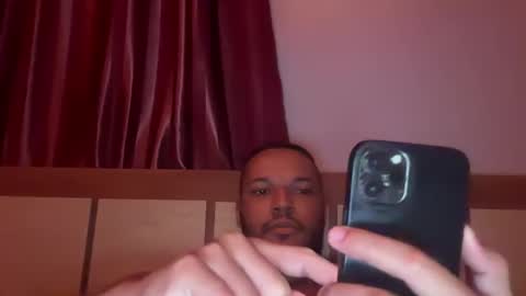 Snapshot of 0_kingsley chatting on 12.22.24 Kingsley online show from 12.22.24