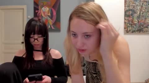 0oo_ooo online show from 10.25.25