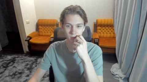 Snapshot of 0verlandd chatting on 01.15.25 Adam online show from 01.15.25