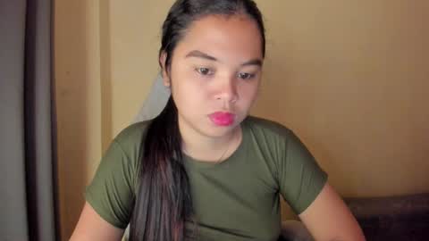 Snapshot of 0wwlo0k chatting on 10.11.25 0wwlo0k online show from 10.11.25