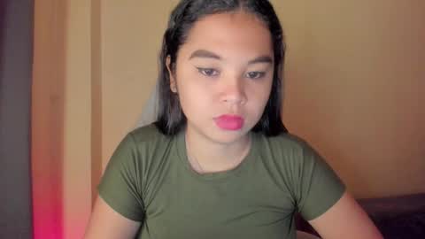 Snapshot of 0wwlo0k chatting on 10.13.25 0wwlo0k online show from 10.13.25