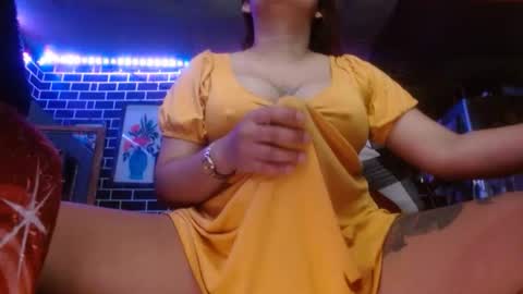 Snapshot of 11inchmonstercock4u chatting on 09.10.25 i am trixie im Your Selfsucking Mistress online show from 09.10.25