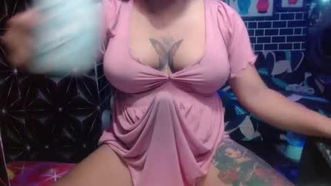 Snapshot of 11inchmonstercock4u chatting on 06.04.26 i am trixie im Your Selfsucking Mistress online show from 06.04.26