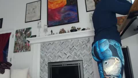 Snapshot of 11willowandjohn11 chatting on 01.21.25 Aurora Willows online show from 01.21.25