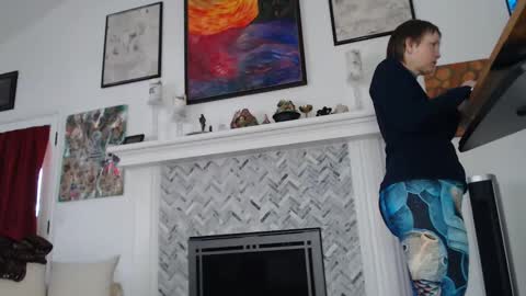 Snapshot of 11willowandjohn11 chatting on 01.21.25 Aurora Willows online show from 01.21.25
