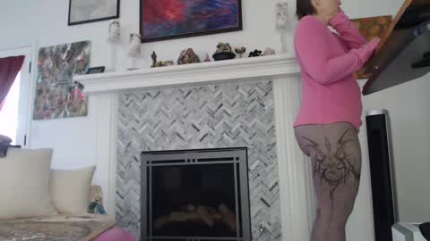 Snapshot of 11willowandjohn11 chatting on 01.27.25 Aurora Willows online show from 01.27.25