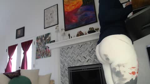 Snapshot of 11willowandjohn11 chatting on 02.06.25 Aurora Willows online show from 02.06.25