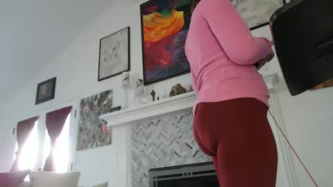 Snapshot of 11willowandjohn11 chatting on 02.17.25 Aurora Willows online show from 02.17.25