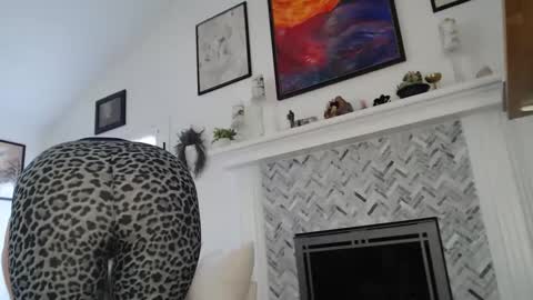 Snapshot of 11willowandjohn11 chatting on 09.27.25 Aurora Willows online show from 09.27.25