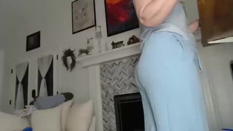Snapshot of 11willowandjohn11 chatting on 10.14.25 Aurora Willows online show from 10.14.25
