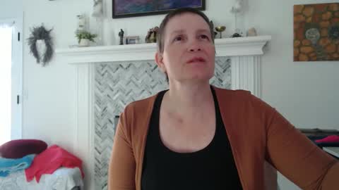 Aurora Willows online show from 04.18.26