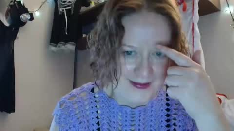 12ennie online show from 11.12.25