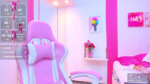 Scarlette  online show from 01.25.25