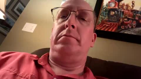 Snapshot of 16510 chatting on 10.04.25 16510 online show from 10.04.25