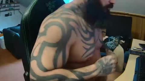 Snapshot of 19andre90 chatting on 02.04.26 19andre90 online show from 02.04.26