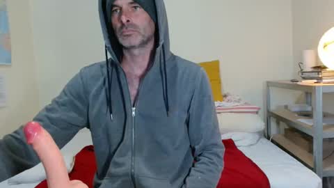 Snapshot of 19djulia chatting on 01.27.25 djulia online show from 01.27.25