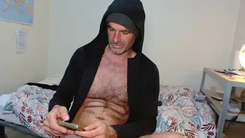 Snapshot of 19djulia chatting on 02.27.25 djulia online show from 02.27.25