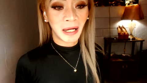 Snapshot of 1bigsurprise4you chatting on 06.13.26 angel online show from 06.13.26