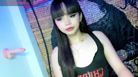 Snapshot of 1hottiegabby chatting on 11.12.25 Gabby online show from 11.12.25