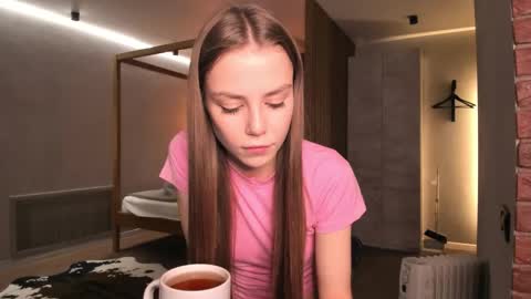 Snapshot of 1i1ypa1mer chatting on 11.15.25 Lily 3 online show from 11.15.25