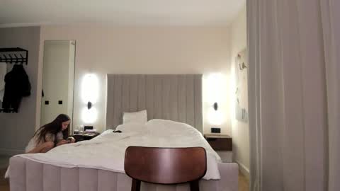 Snapshot of 1i1ypa1mer chatting on 11.23.25 Lily 3 online show from 11.23.25