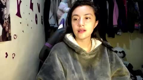 1kandylove online show from 10.06.25