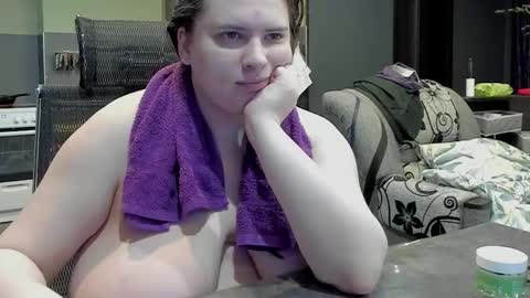 1LINDSEY1 online show from 02.27.25