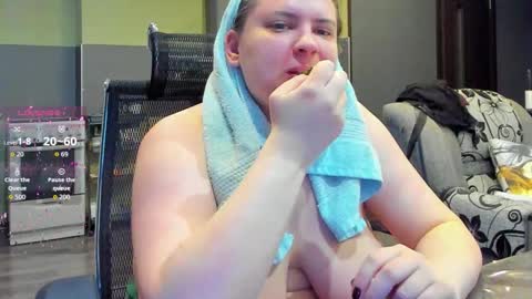 1LINDSEY1 online show from 10.16.25