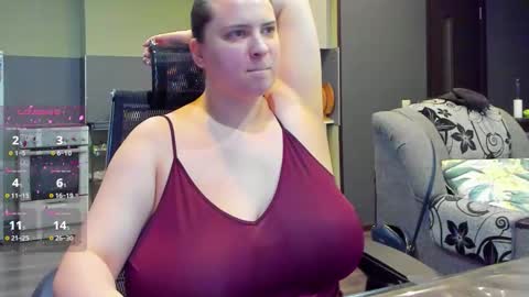 1LINDSEY1 online show from 11.12.25