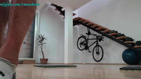 Snapshot of 1manshow11 chatting on 12.09.24 1manshow11 online show from 12.09.24