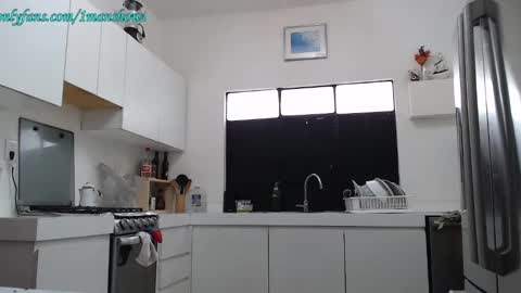 Snapshot of 1manshow11 chatting on 12.10.24 1manshow11 online show from 12.10.24