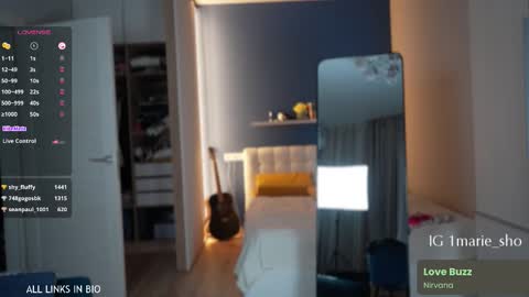 Marie online show from 09.10.25