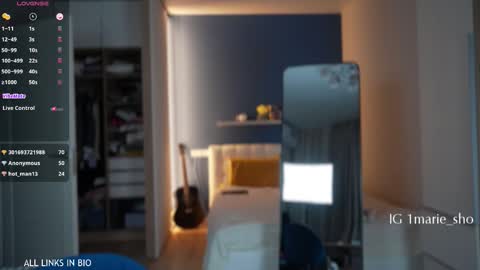 Marie online show from 10.05.25