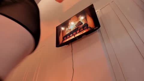 Snapshot of 1marilyn_smithh chatting on 02.02.25 online show from 02.02.25