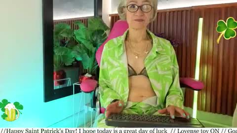 Miss Monserrate online show from 03.17.26