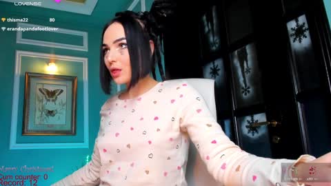 Moona  online show from 12.26.24