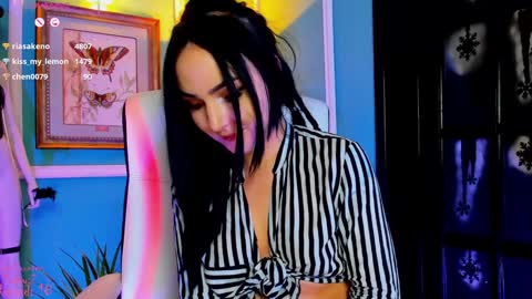 Moona  online show from 02.07.25