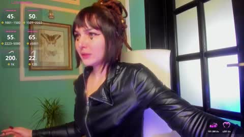 Moona  online show from 11.26.25