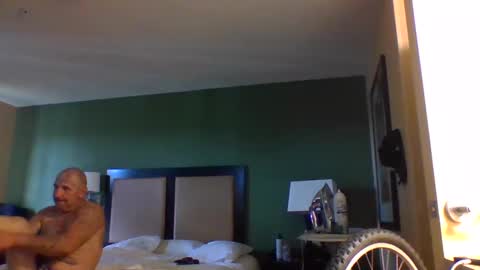 TheShyOne18 online show from 09.11.25