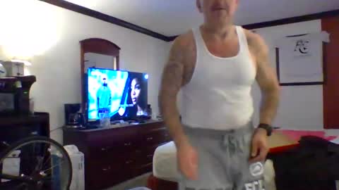Snapshot of 1nastya8 chatting on 04.28.26 TheShyOne18 online show from 04.28.26