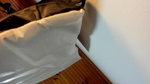Snapshot of 1naughty_milf chatting on 06.10.26 Luisa online show from 06.10.26