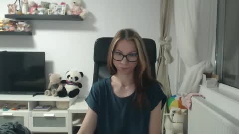 Vanessa   online show from 02.11.26