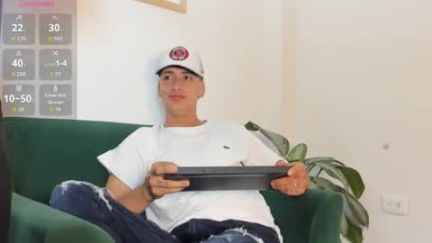 1Threestar online show from 11.12.25