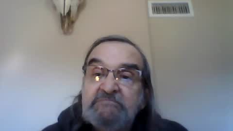 Snapshot of 1valentine chatting on 12.30.24 1valentine online show from 12.30.24