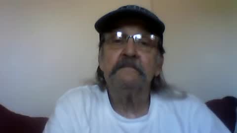 Snapshot of 1valentine chatting on 09.14.25 1valentine online show from 09.14.25