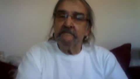 Snapshot of 1valentine chatting on 10.04.25 1valentine online show from 10.04.25