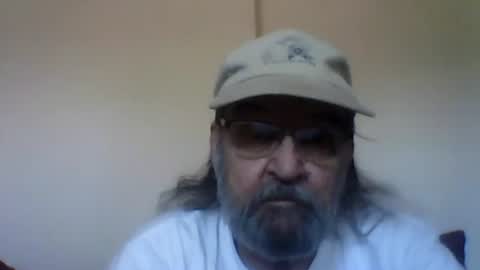 Snapshot of 1valentine chatting on 05.13.26 1valentine online show from 05.13.26