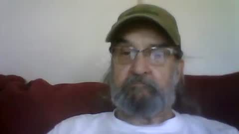 Snapshot of 1valentine chatting on 05.18.26 1valentine online show from 05.18.26