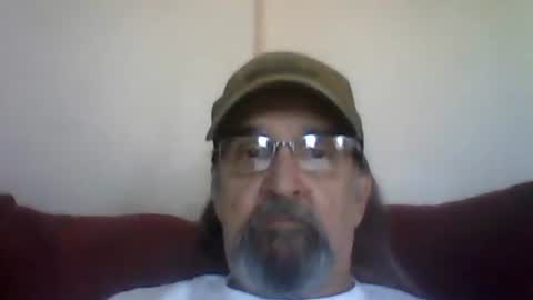 Snapshot of 1valentine chatting on 05.24.26 1valentine online show from 05.24.26