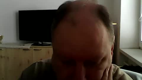 Snapshot of 1vaso chatting on 01.12.25 1vaso online show from 01.12.25